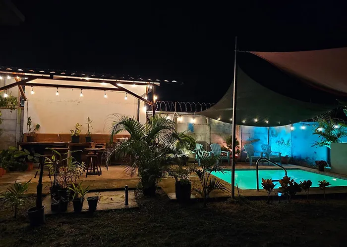 Casa Luna, Espacio Moderno Y Acogedor Liberia